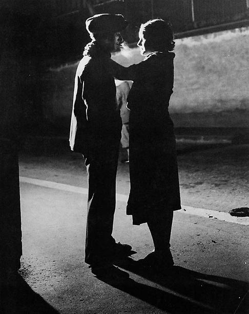 Couple Amoureux, Rue Croulebarbe, Quartier Italie, c. 1931